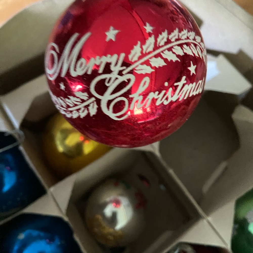 Vintage Christmas Shiny Brite Bright Ornament box of ornaments retro MC holiday